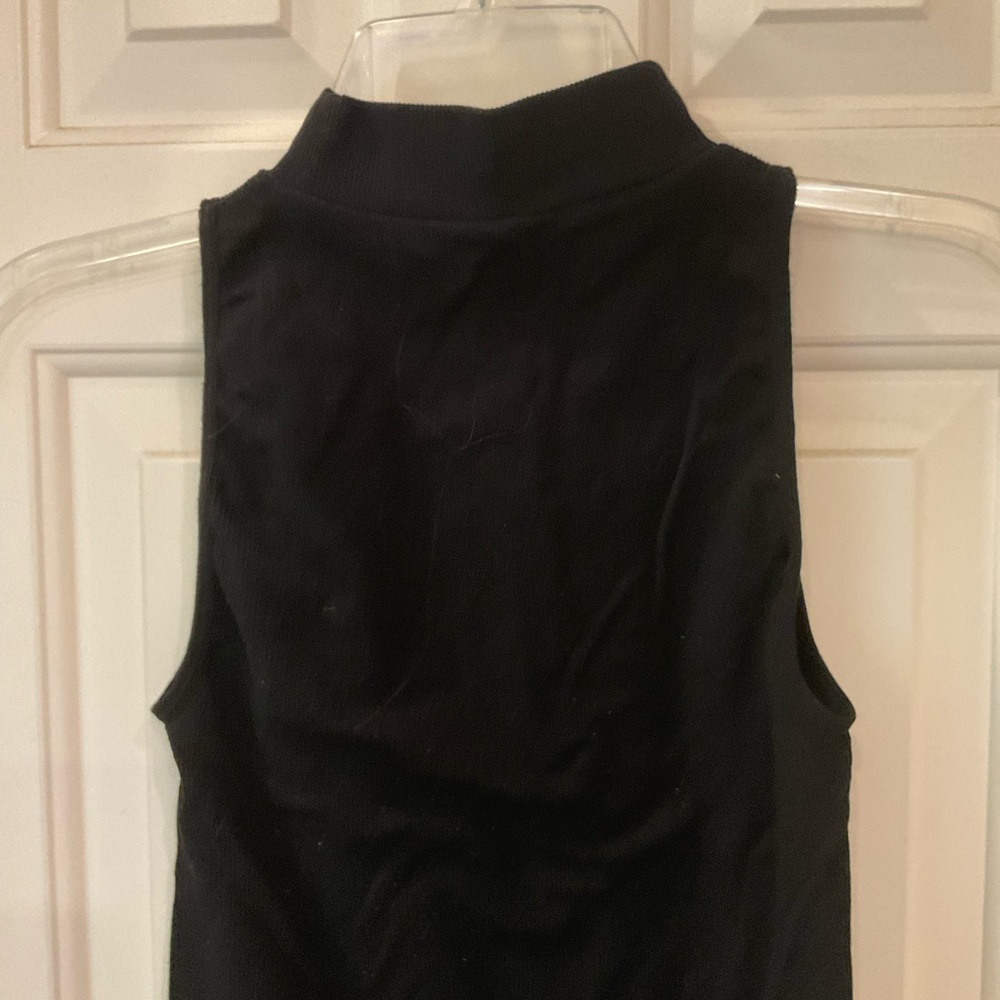 Mock Neck Turtleneck Black Body Suit, Snap Thong Bottom, Like New, Size Small - Picture 6 of 7